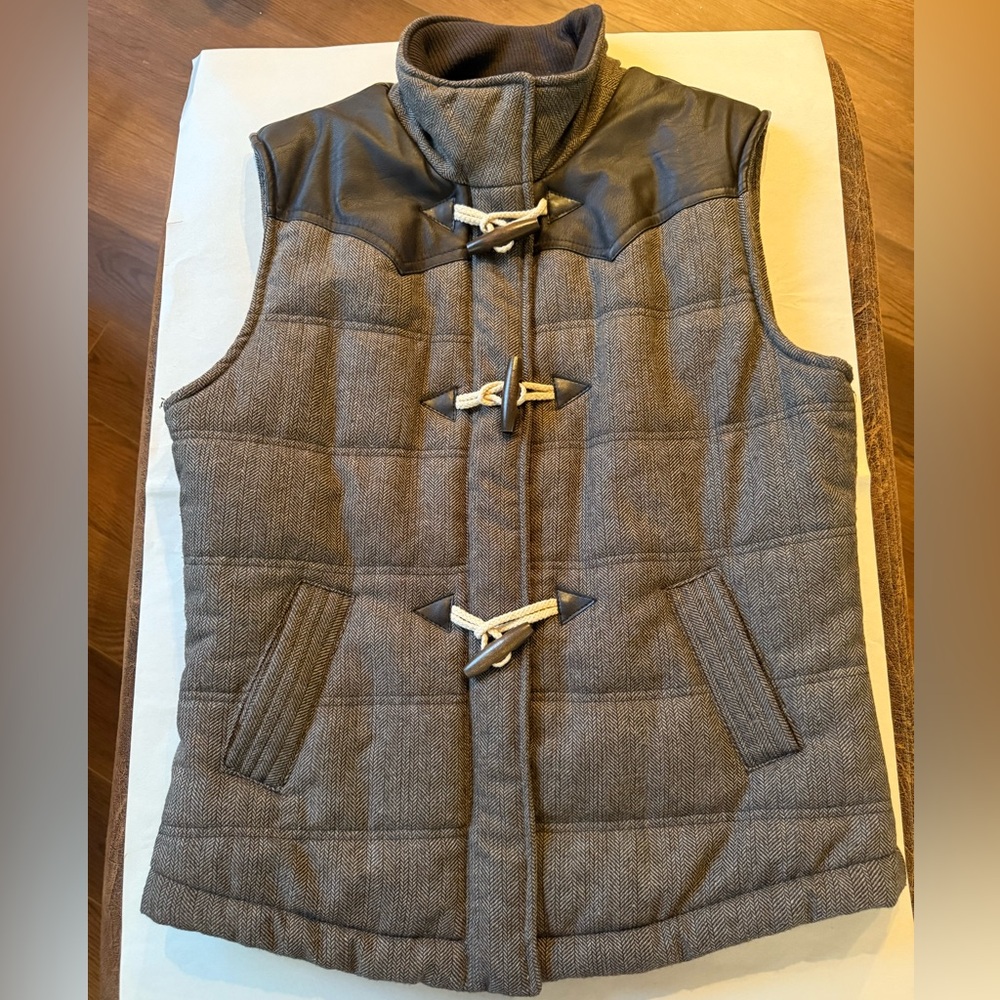 Hollyland "be my vest" Brown Herringbone Vest with Faux Leather Trim Size XL